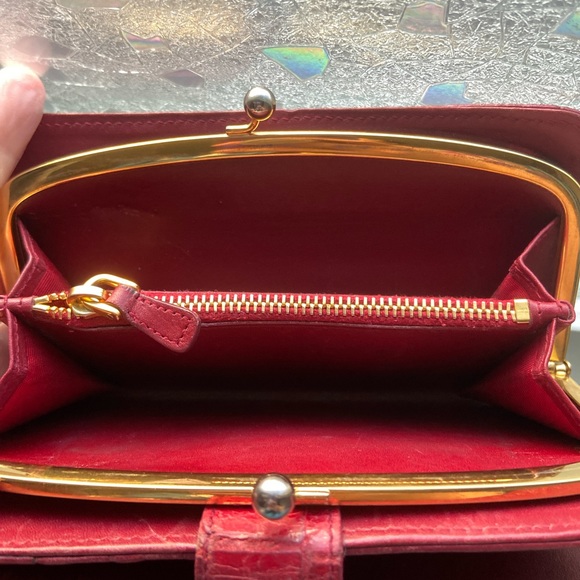 Miu Miu leather bow croc emboss wallet - Picture 6 of 13